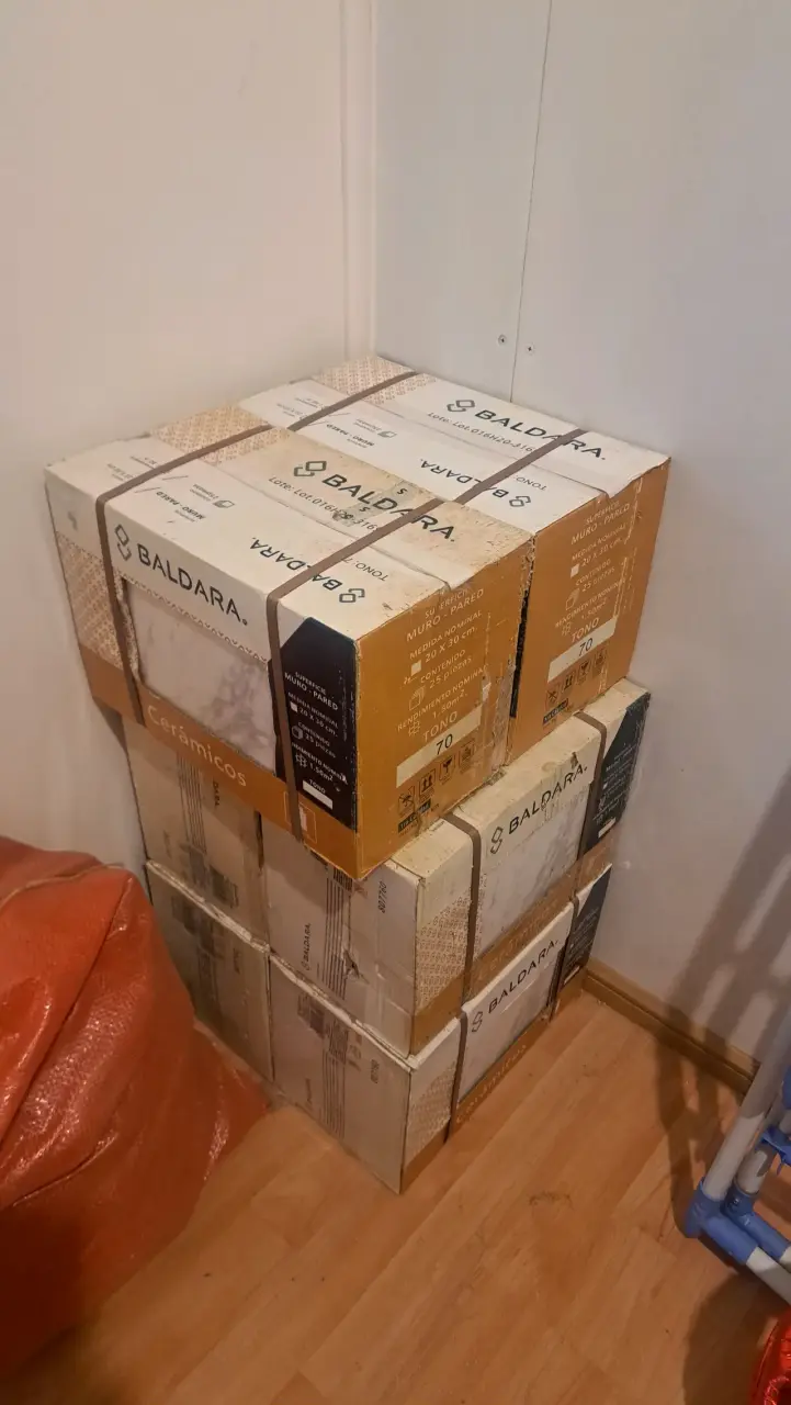 Cajas de cerámicos Baldara para muro. - 1