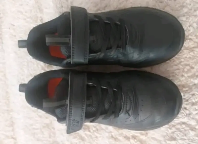 Zapatillas de colegio - 1