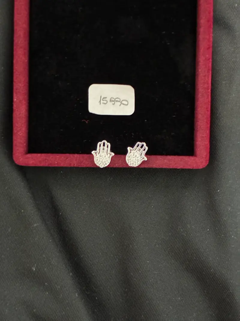 Aros de plata con diseño de mano de Fátima