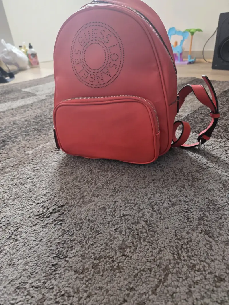 Mochila roja Guess Los Angeles de cuero sintético - 2