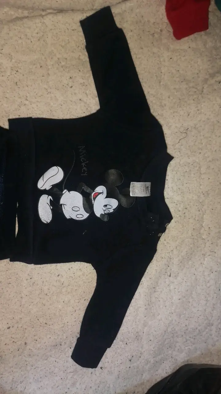 Conjunto de ropa infantil con diseño de personaje - 3