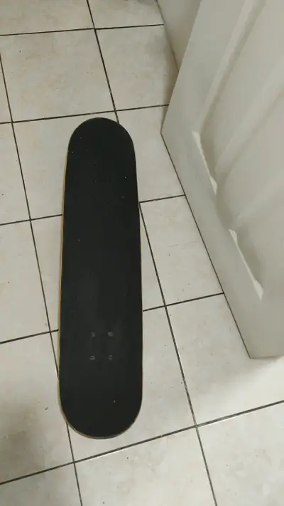 Skateboard Oxelo con diseño de lobo - miniatura 1