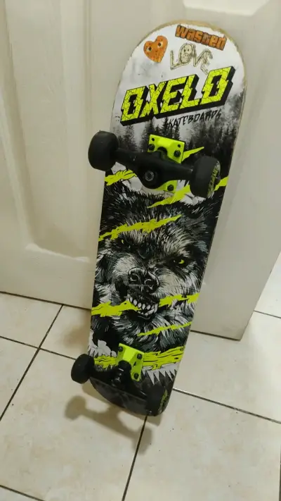 Skateboard Oxelo con diseño de lobo - miniatura 3
