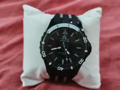 Reloj Invicta Subaqua Negro Resistente al Agua - miniatura 1