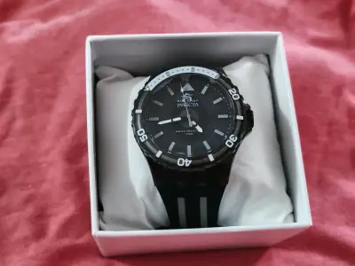 Reloj Invicta Subaqua Negro Resistente al Agua - miniatura 2
