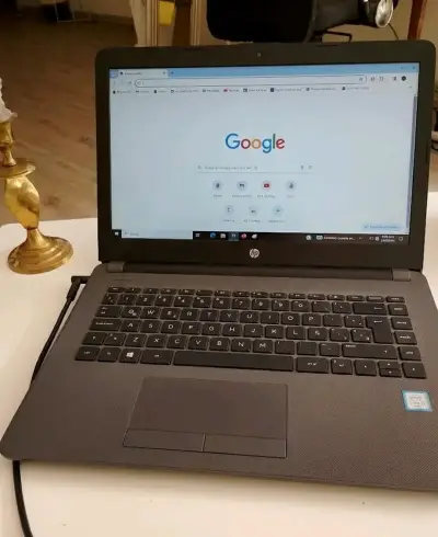 Notebook HP 245 G6 con pantalla de 15 pulgadas - miniatura 2