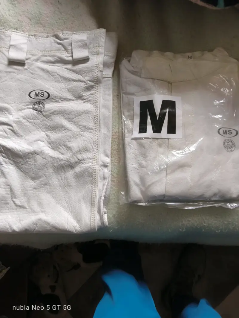 Traje de cuero pantalón talla M casaca talla M - 2