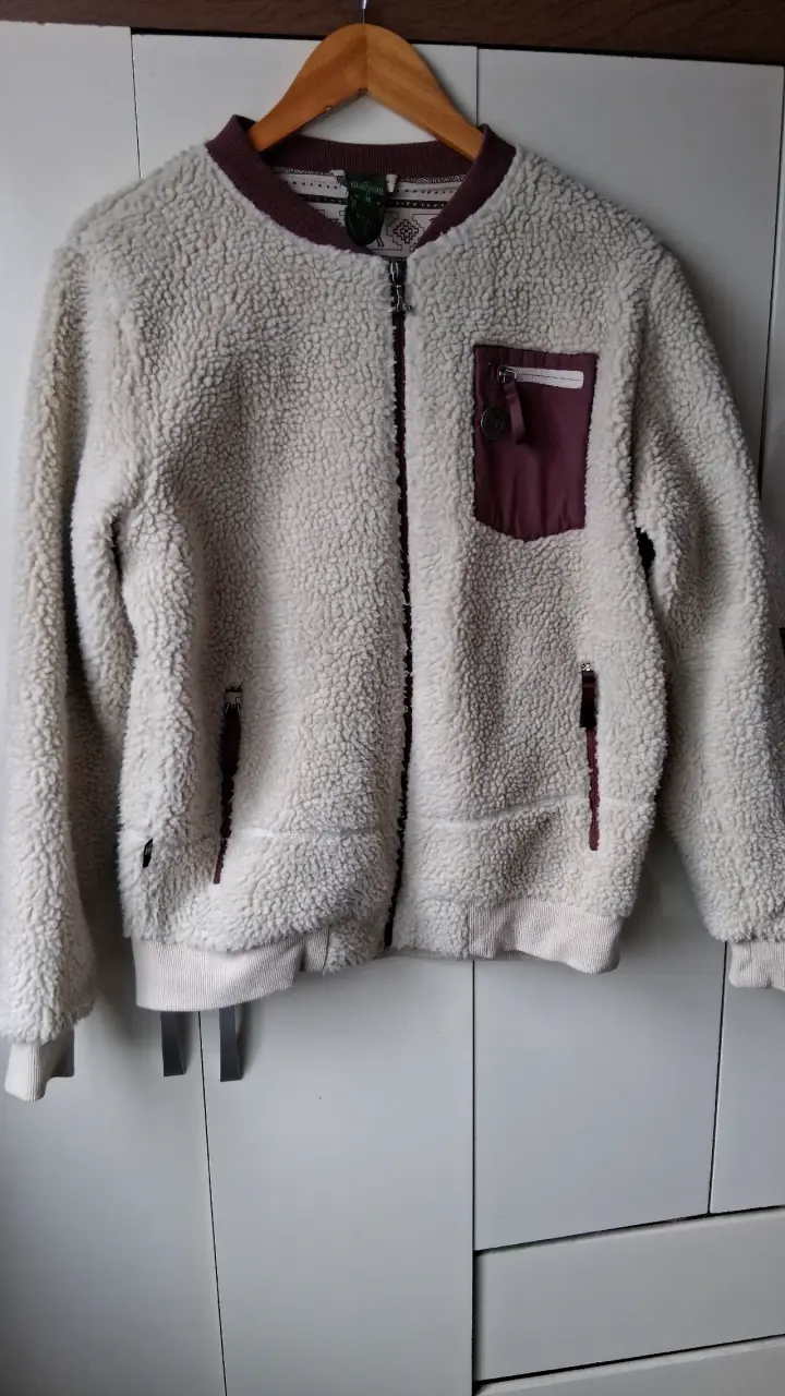 Chaqueta de lana Haka Honu talla M