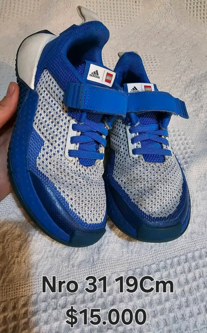Zapatillas Adidas Lego para niños talla 31