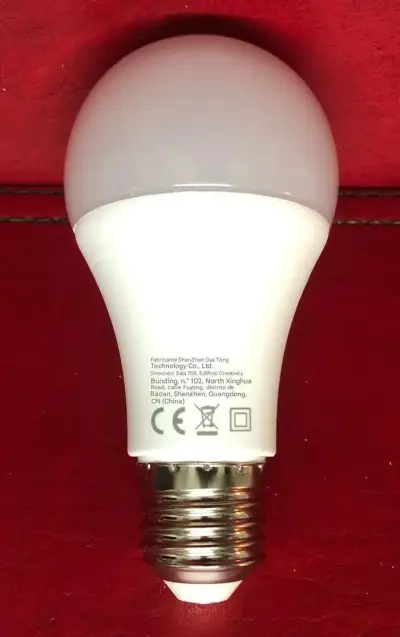 Ampolleta LED con Sensor de Luz 9W - miniatura 3