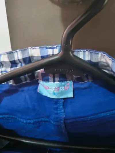 Bermudas de hombre azul con forro a cuadros - miniatura 3