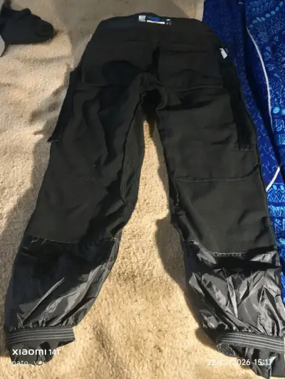 Pantalones de senderismo impermeables negros - miniatura 5