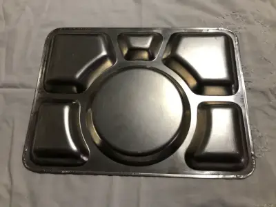 Bandeja de acero inoxidable para comidas - miniatura 2