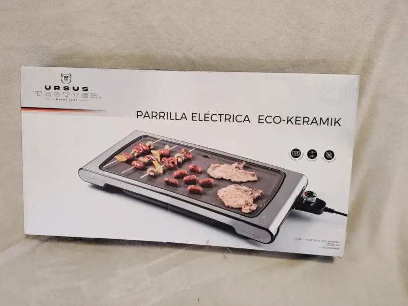 Parrilla Eléctrica Ursus Trotter Eco-Keramik 2200W - 1