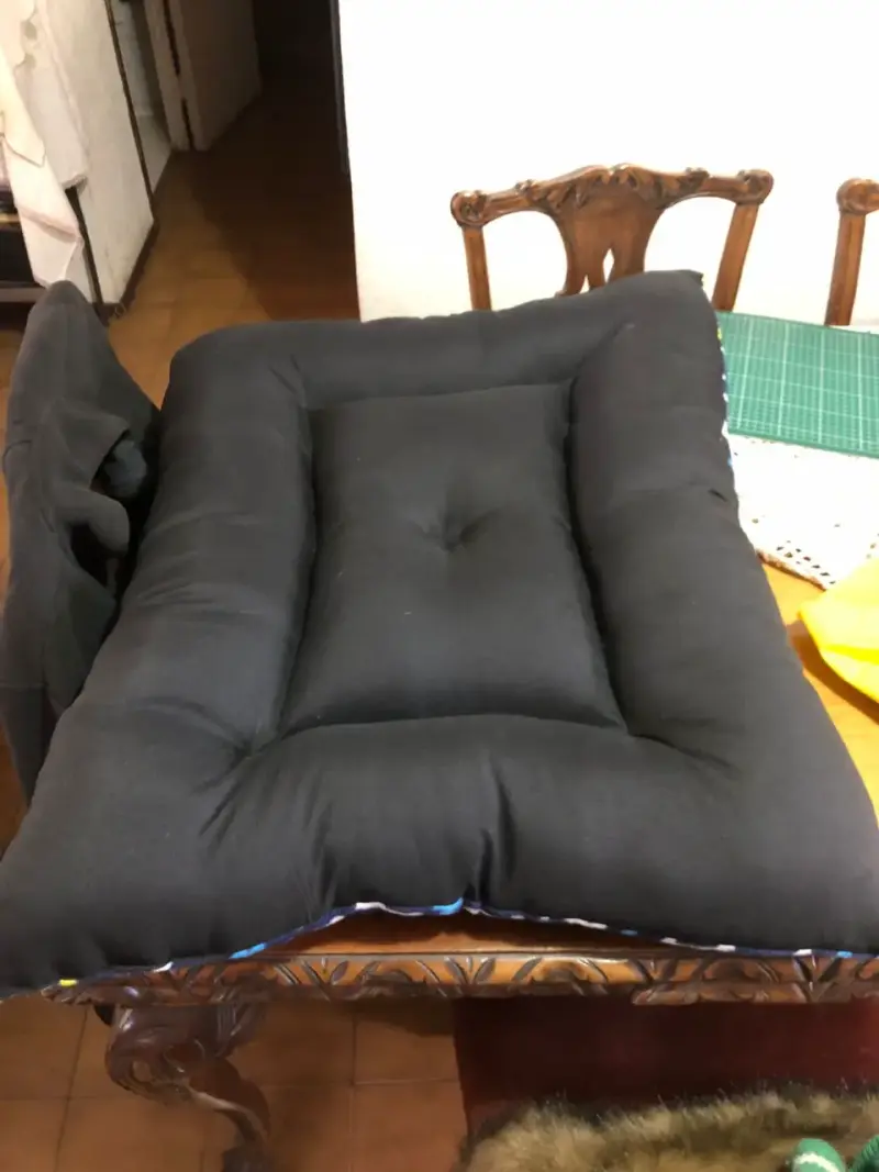 Cama para perro con diseño de huesos - 2