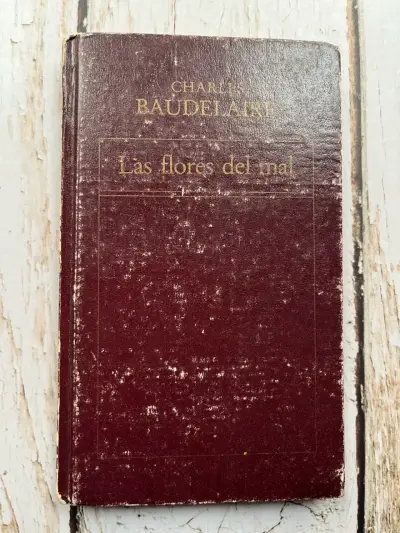 Libro 'Las Flores del Mal' de Charles Baudelaire - miniatura 1