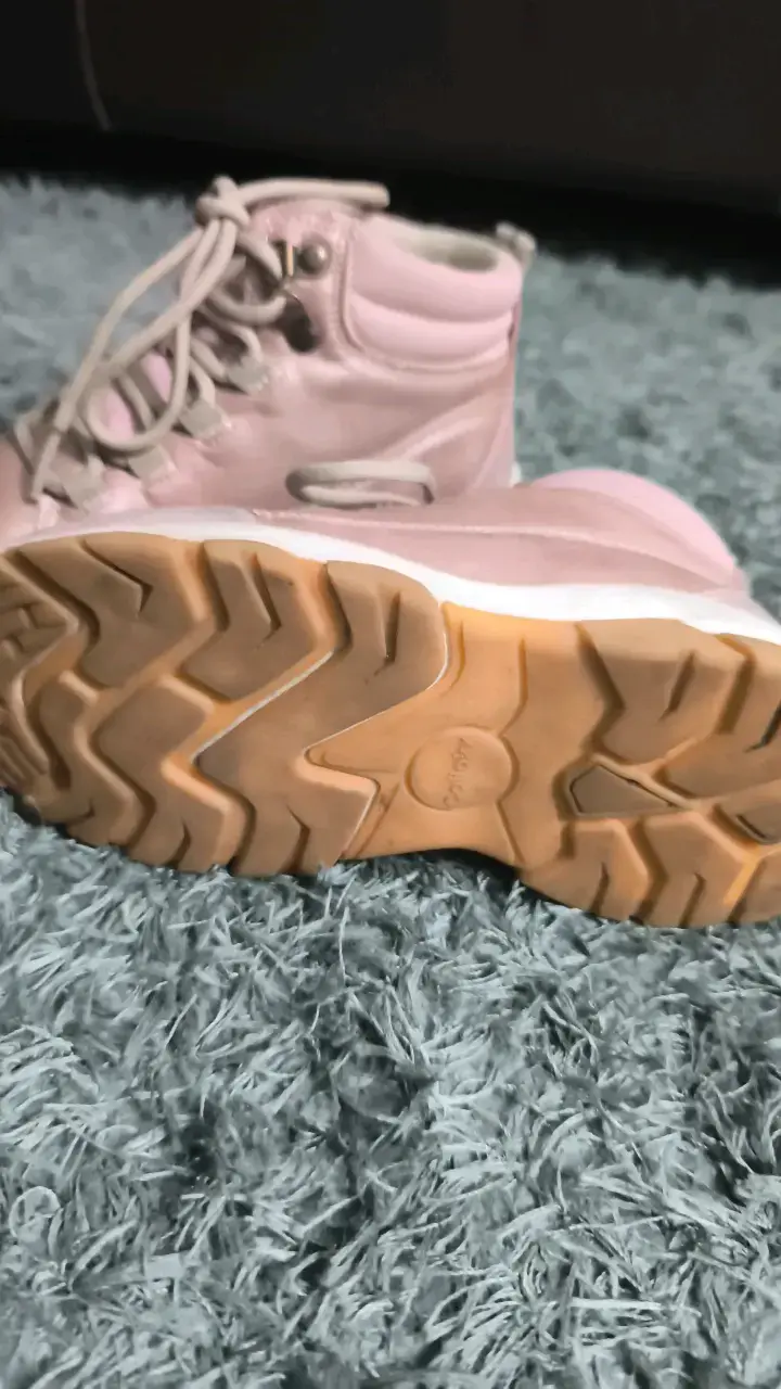 Botines rosados para niña con cordones - 4