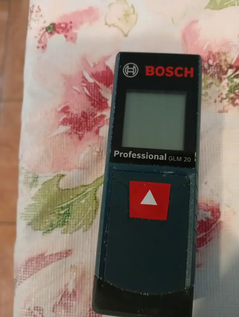 Medidor Láser Bosch GLM 20 Profesional - 2