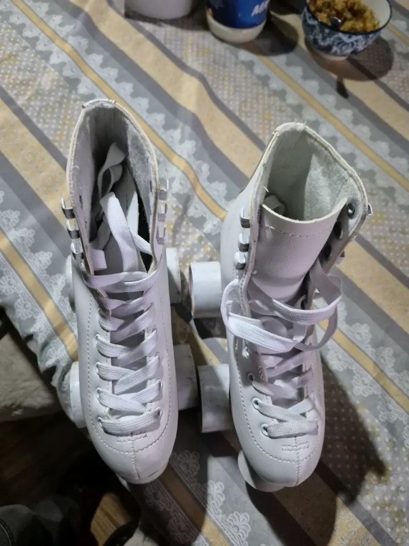Patines de Cuatro Ruedas Blancos Euroller - 3