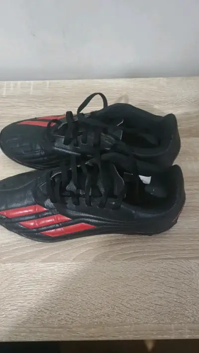 Zapatillas de futbol Adidas, Talla 38 - miniatura 3