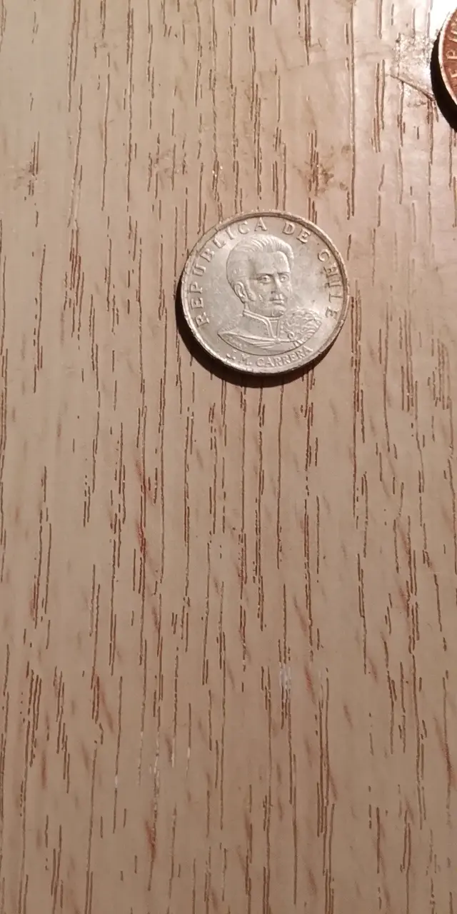 Moneda antigua de 1 escudo chileno 1972 - 2