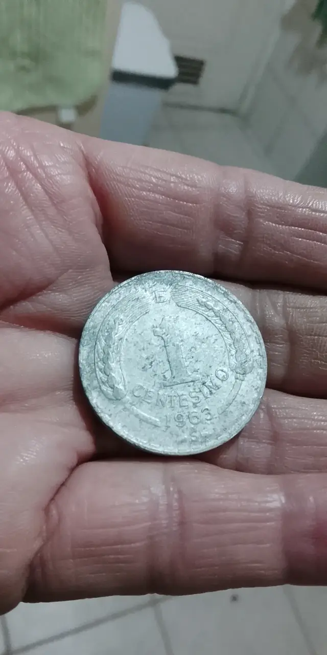 Moneda antigua de 1 centésimo 1963