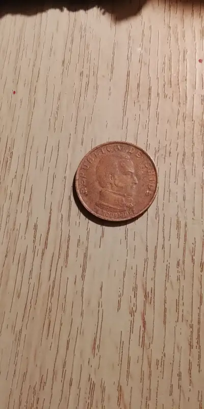 Moneda antigua chilena de colección - miniatura 1