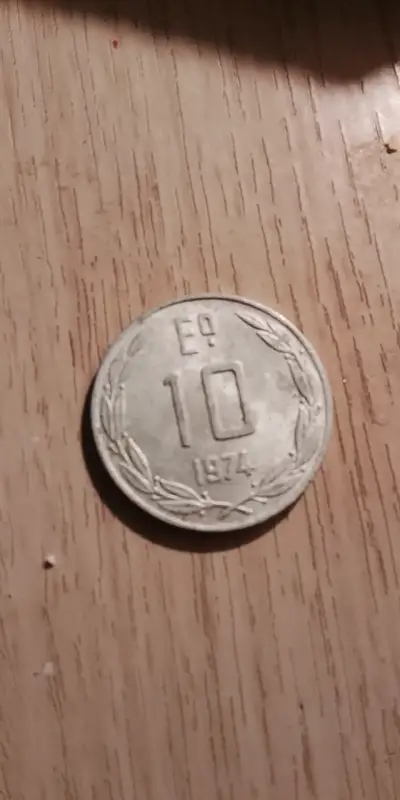 Moneda antigua de Chile con cóndor - miniatura 2