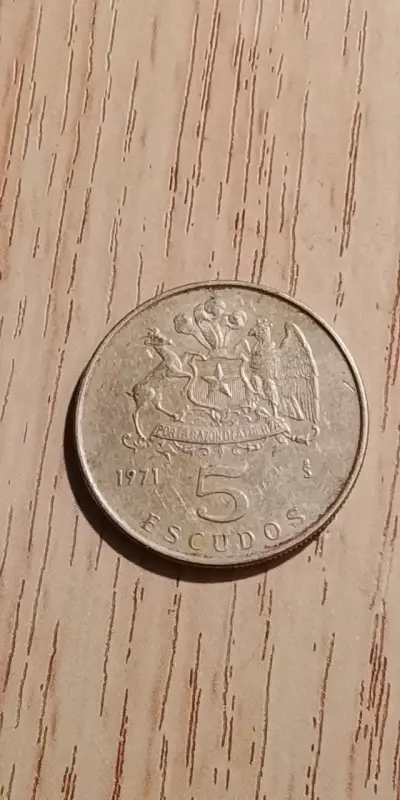 Moneda chilena de 100 pesos con Lautaro - miniatura 2