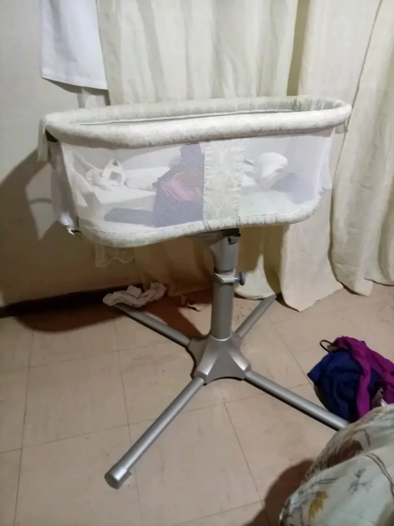 Cuna colecho para bebé con base ajustable