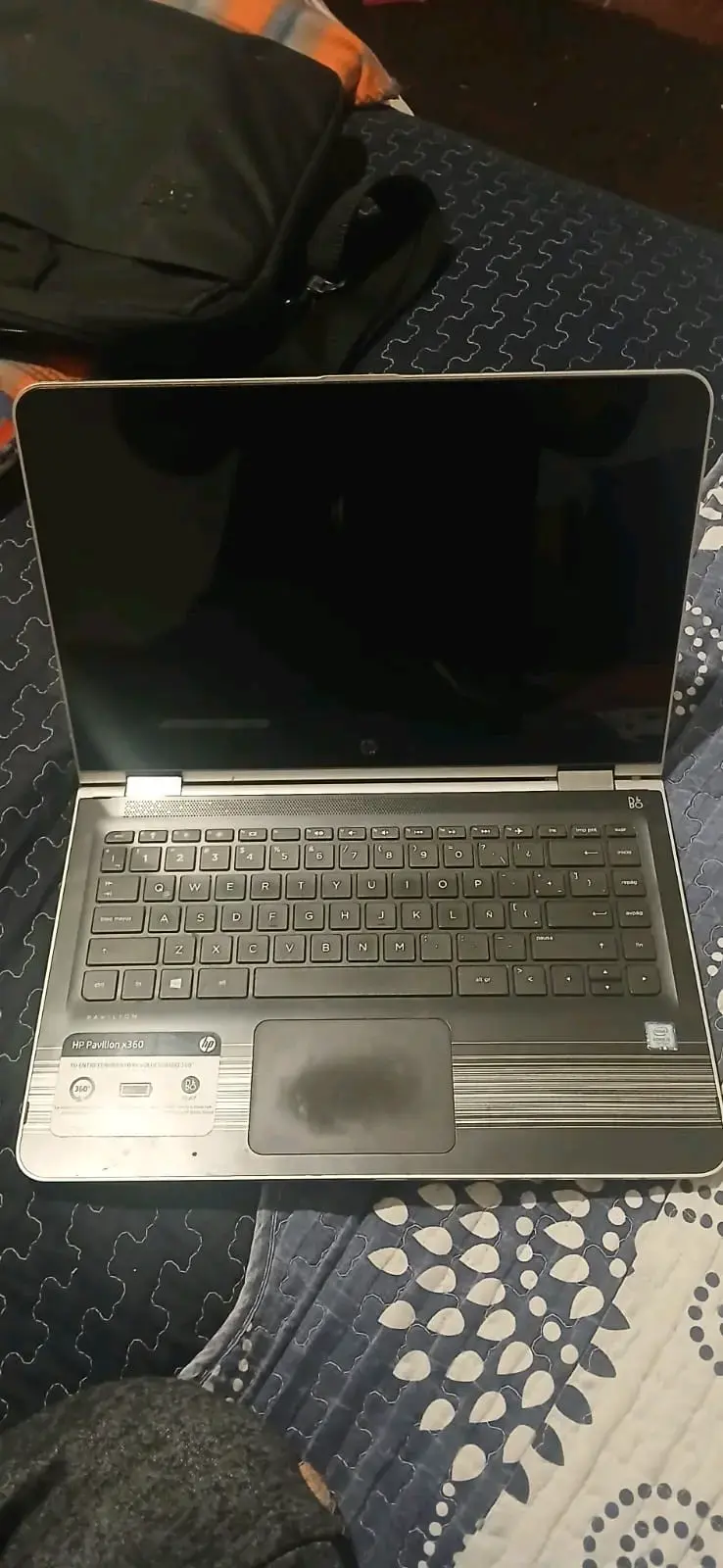 Laptop HP Pavilion x360 convertible en buen estado - 2