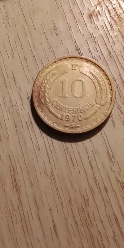 Moneda antigua de Chile con cóndor - miniatura 2