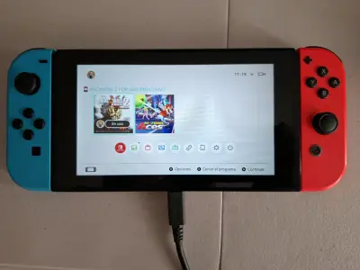 Nintendo Switch con accesorios y 1 juego - miniatura 2