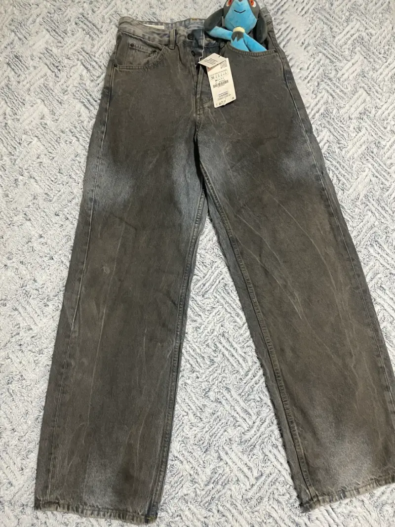 Jeans ZARA Relaxed Fit - Nuevos con etiqueta - 1