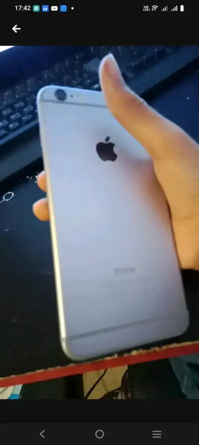 iPhone 6 Plus 16GB color Plata en buen estado - miniatura 4