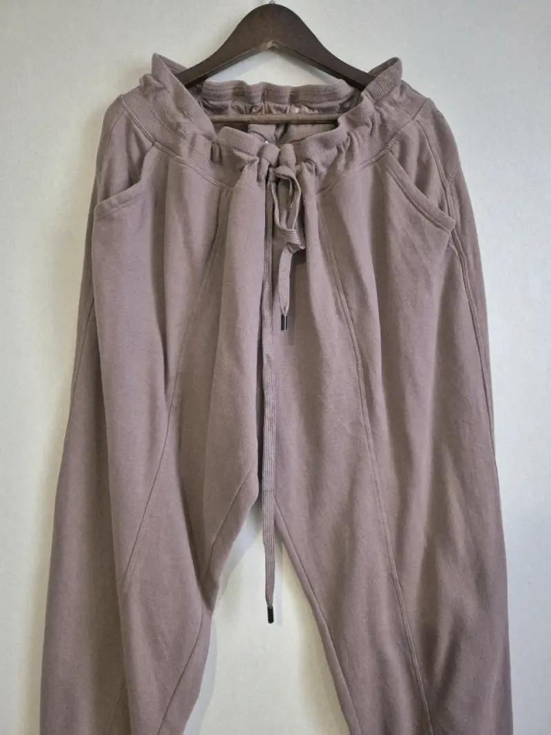 Pantalones deportivos DKNY color rosa para mujer - 4