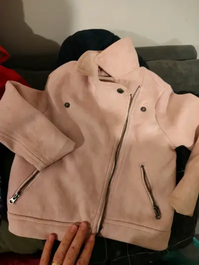 Abrigo rojo para niñas - miniatura 4