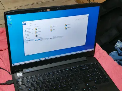 Laptop Lenovo Ideapad con SSD y HDD - miniatura 2