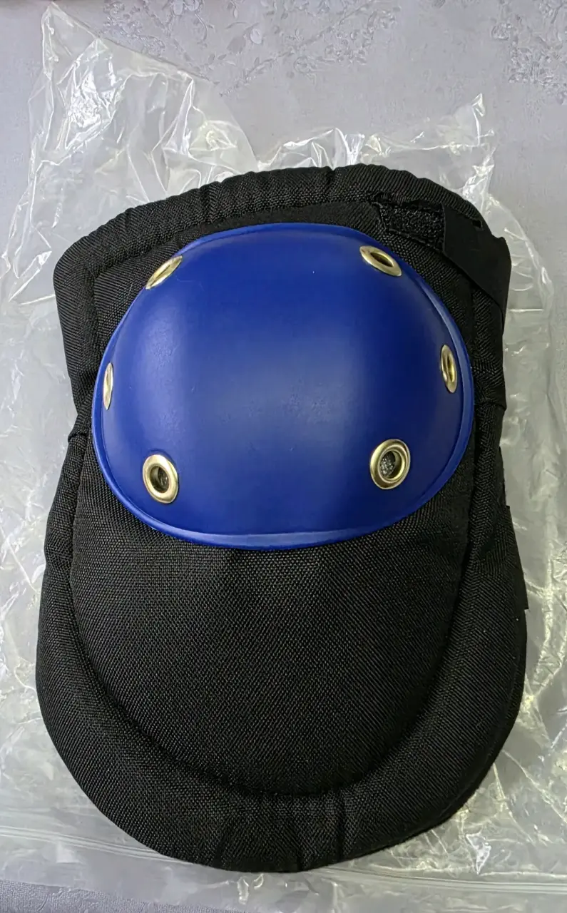 Rodilleras de protección azul y negro