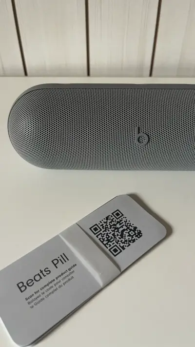 Parlante beats pill x kim kardashian - miniatura 6