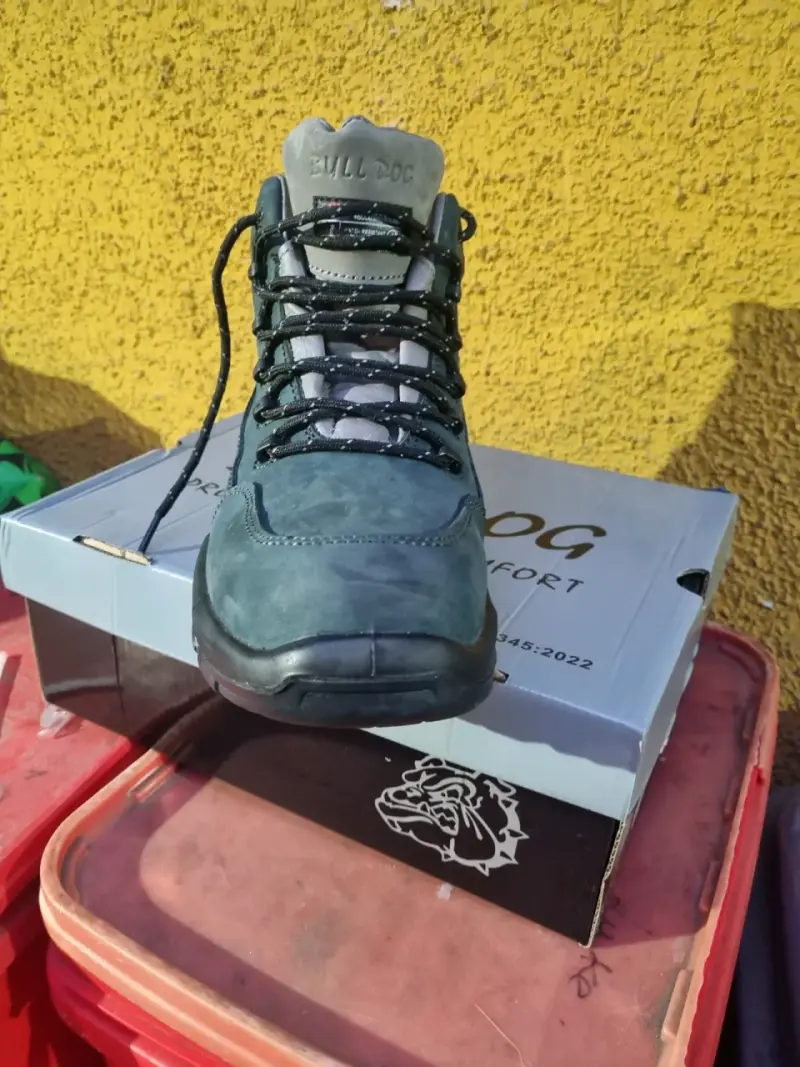 Botas de seguridad Bull Dog verde aislante - 2