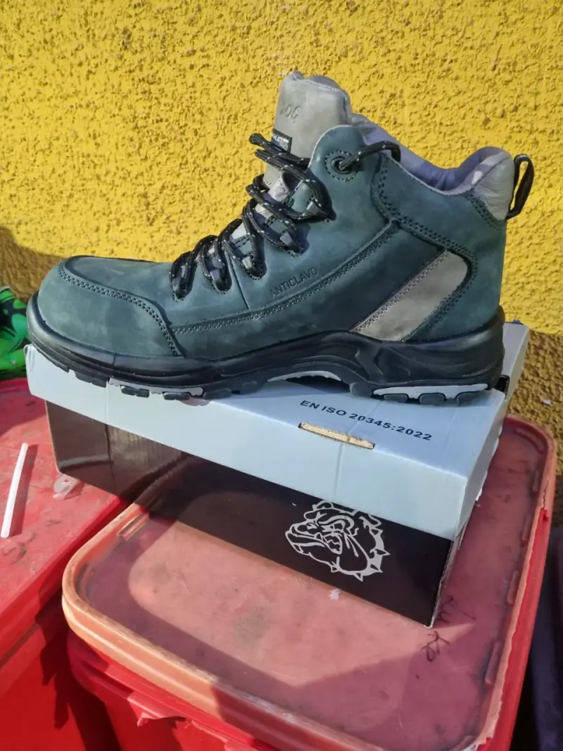Botas de seguridad Bull Dog verde aislante - 3