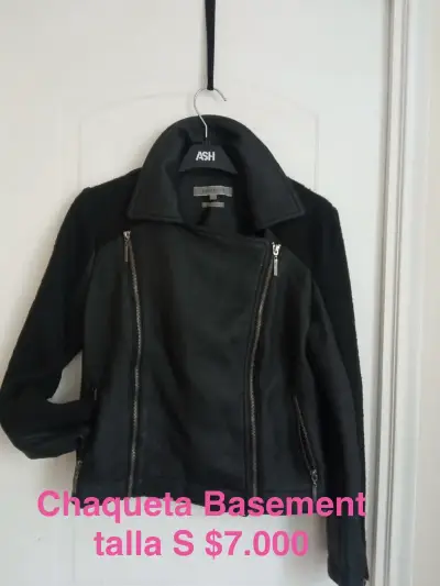 Chaqueta negra Basement talla S con cierre - miniatura 1