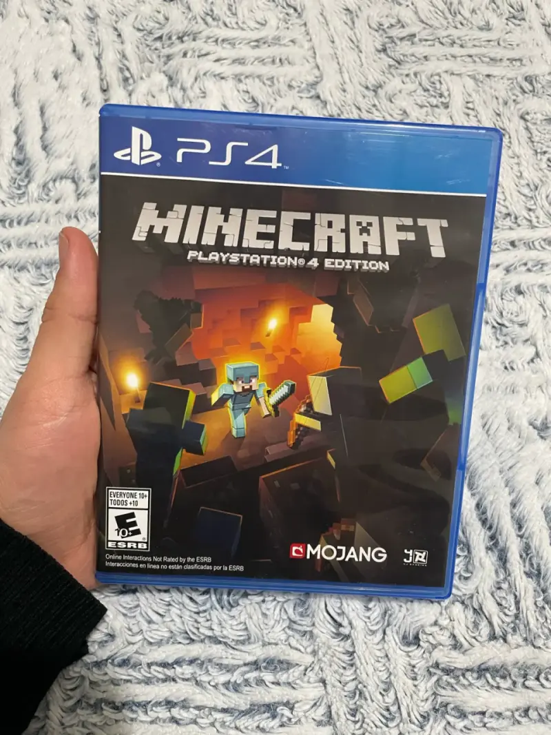 Minecraft para PS4 en buen estado - 1