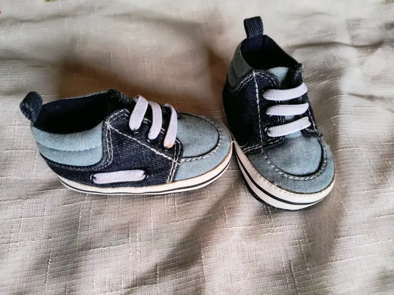 Zapatillas de bebé denim con cordones - 1
