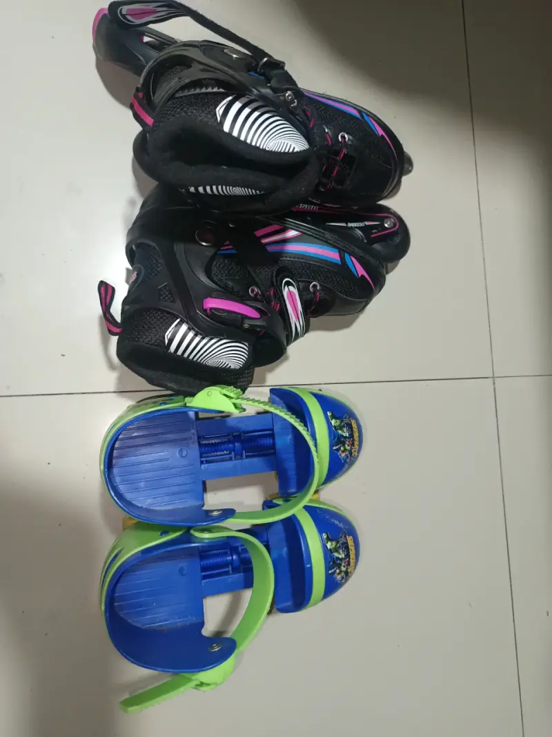 Patines en línea ajustables para niños y niña - 2