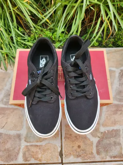 Zapatillas negras Vans casuales unisex - miniatura 1
