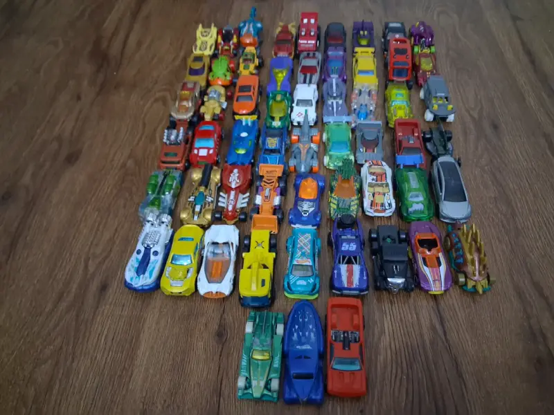 Colección de autos hot wheels - 2