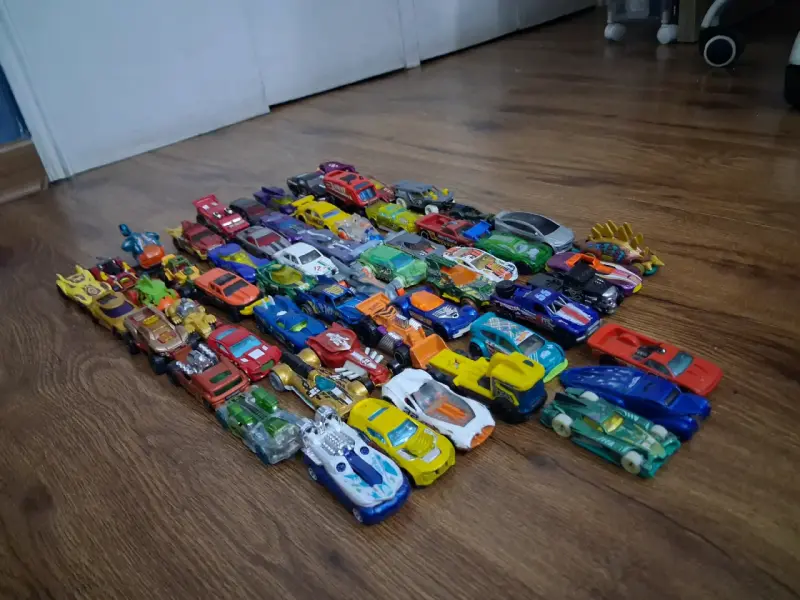 Colección de autos hot wheels - 3