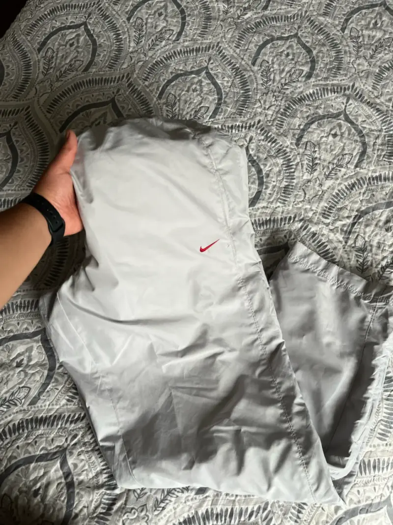 Pantalones deportivos Nike grises para hombre - 2